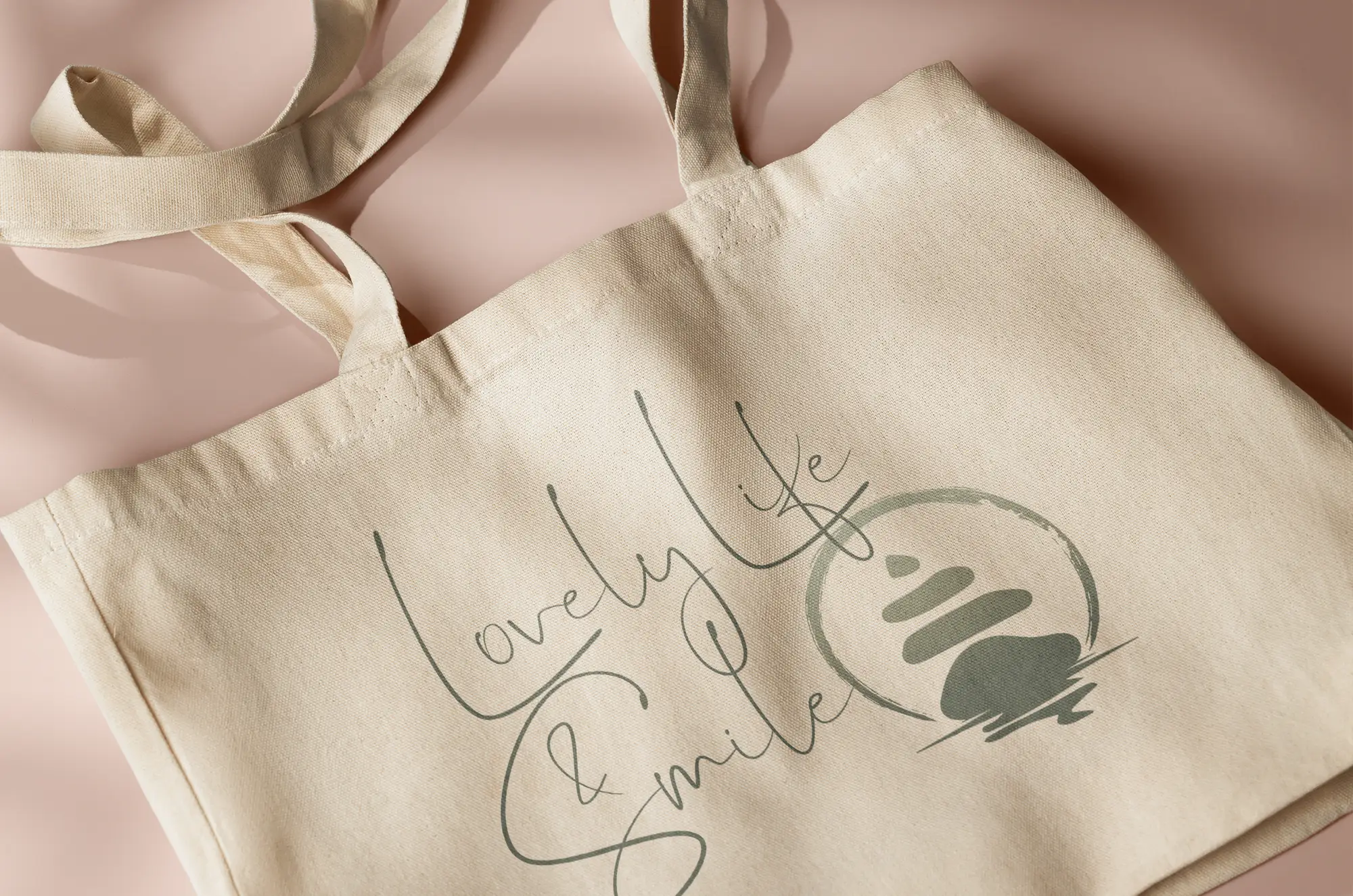Présentation logo Lovely Life & Smile - TodBag